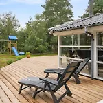 Ove - 500m From The Sea By Interhome * Hals