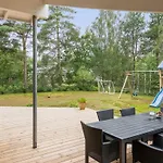 Ove - 500m From The Sea By Interhome