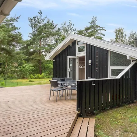 Ove - 500m From The Sea By Interhome *