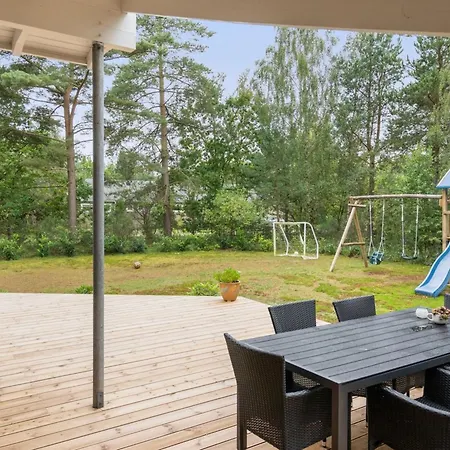 Ove - 500m From The Sea By Interhome Hals